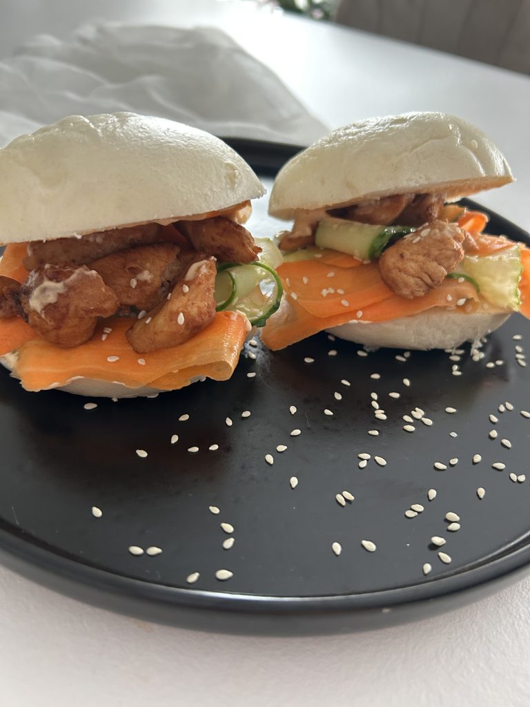 Read more about the article Bułeczki bao z kurczakiem