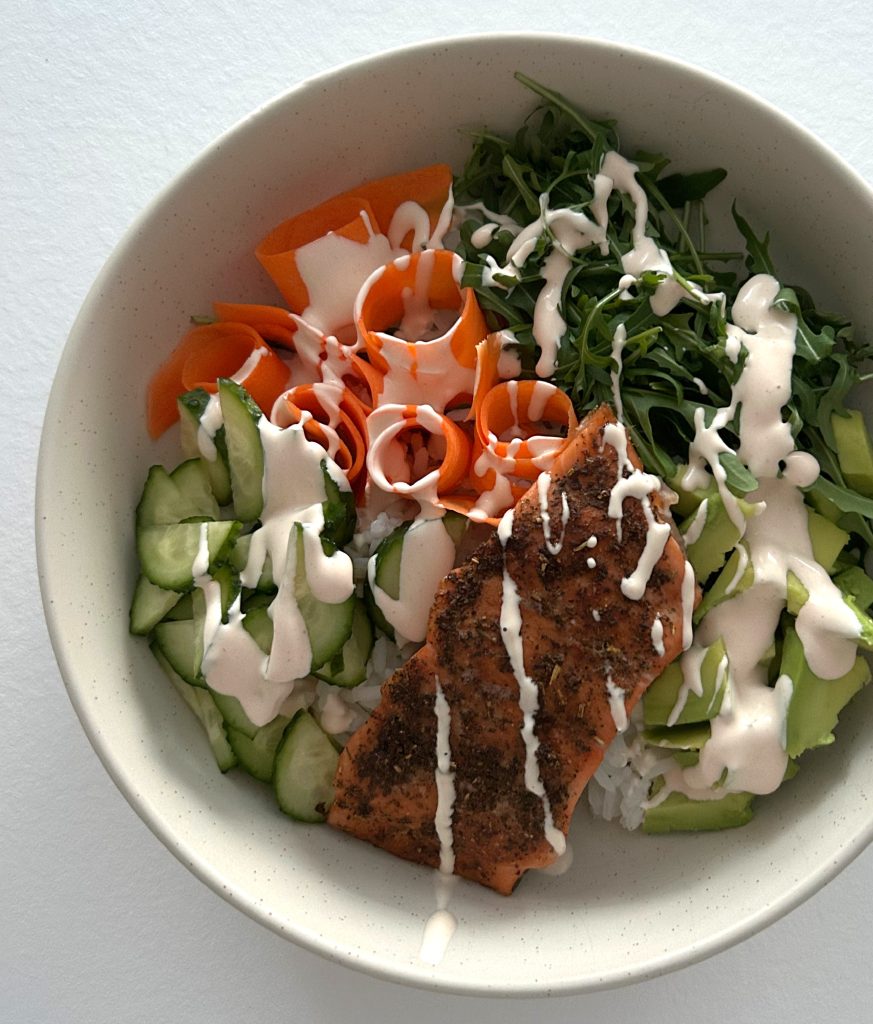 Bowl z łososiem